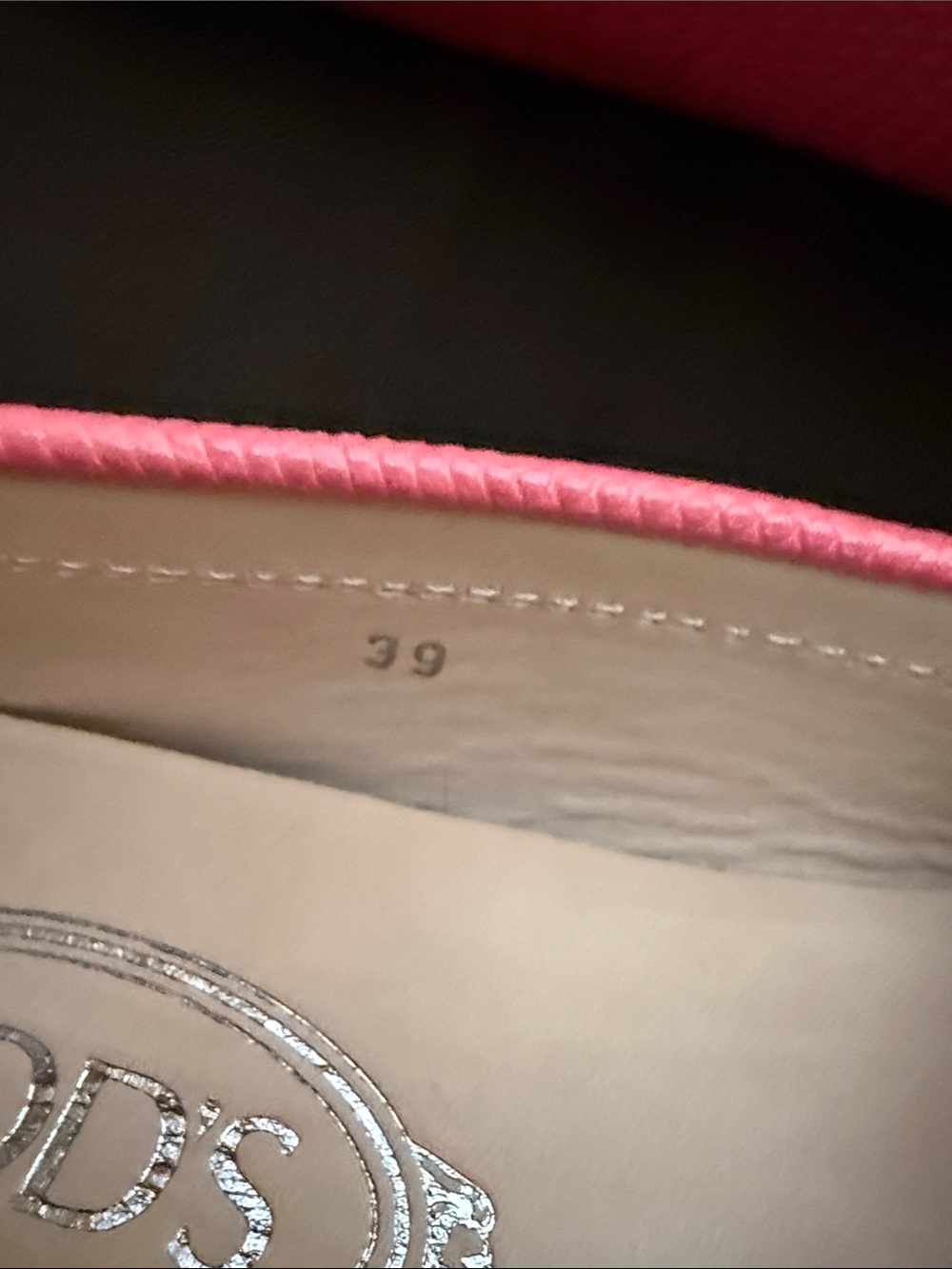 TOD’S Leather Loafer Gommino Driving Shoe in Salmon Sz EU 39 US 8.5-9 - Picture 5 of 13